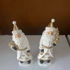 Set of woodmen Santa clause statues